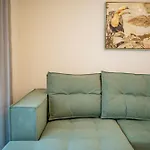 Lacha Apartment *