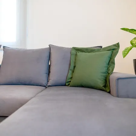Apartment Lacha