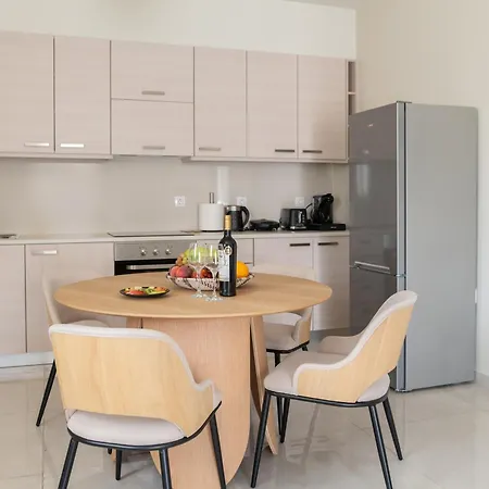 Lacha Apartmán