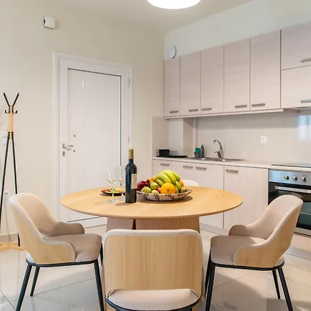Lacha Apartamento Cos